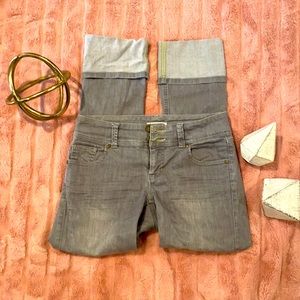 Cute CAbi grey mid rise jean